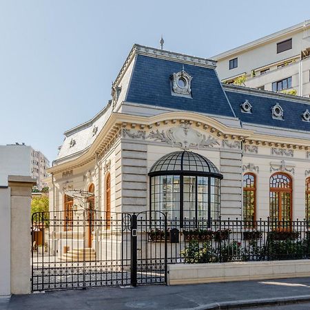 Готель Templum Clava Бухарест Екстер'єр фото